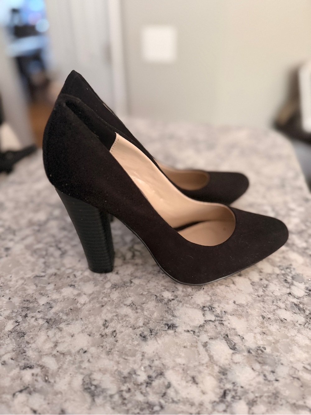 Express Black Suede Round-Toe Block Heel Pumps